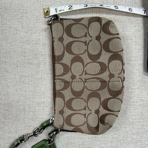 Coach Canvas Green Wristlet 8x 5